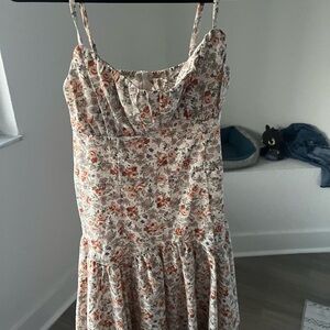 Chic Floral Mini Dress in Cream and Brown